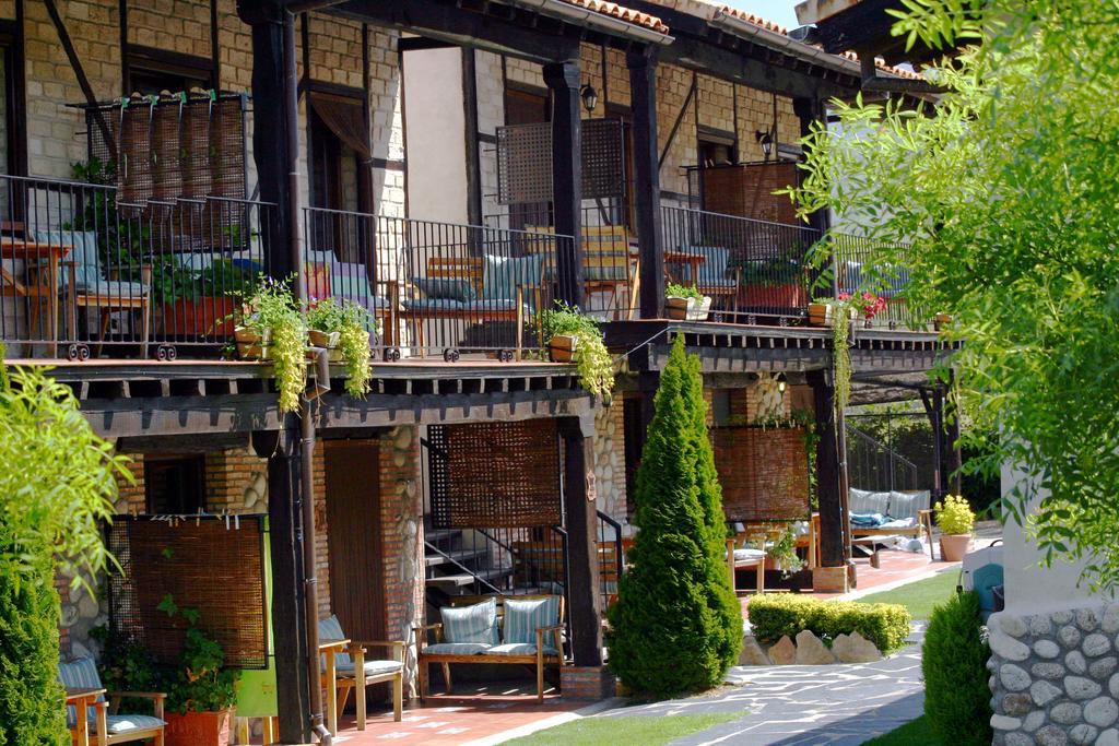 El Canchal De La Gallina - Parking Gratis - Jacuzzi En Privado - Cafeteria - Desayunos - Piscina De Agua Caliente A Partir Del 12 De Abril 2025 Hervas Bagian luar foto